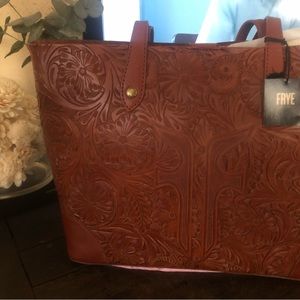 ❤️NWT Frye Melissa Artisan Shopper